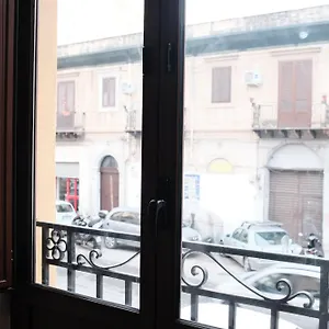 Al Bastione Della Pace , Palermo Italia